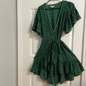 Max Studio Women's Dark Green Floral Print Ruffle Knee Length Wrap Dress Sz S